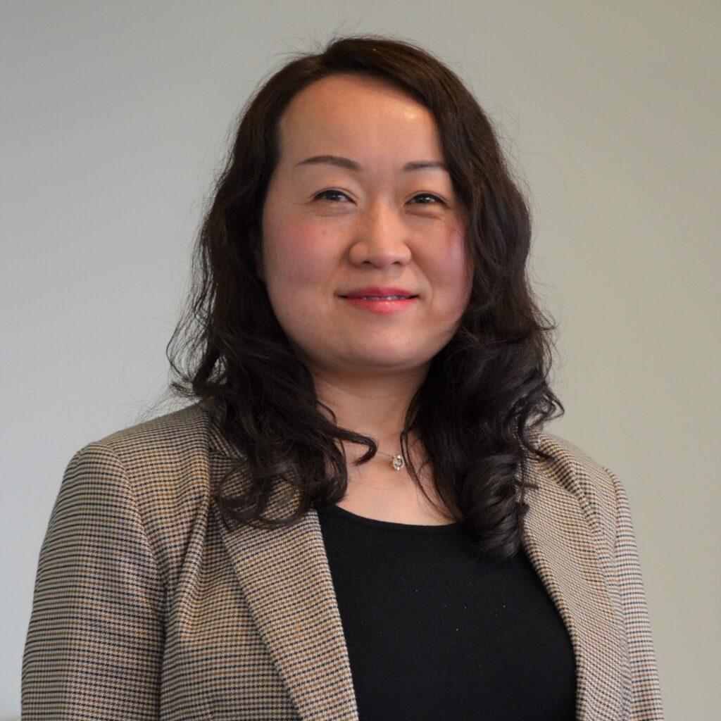Vicky Jiang - Accountant